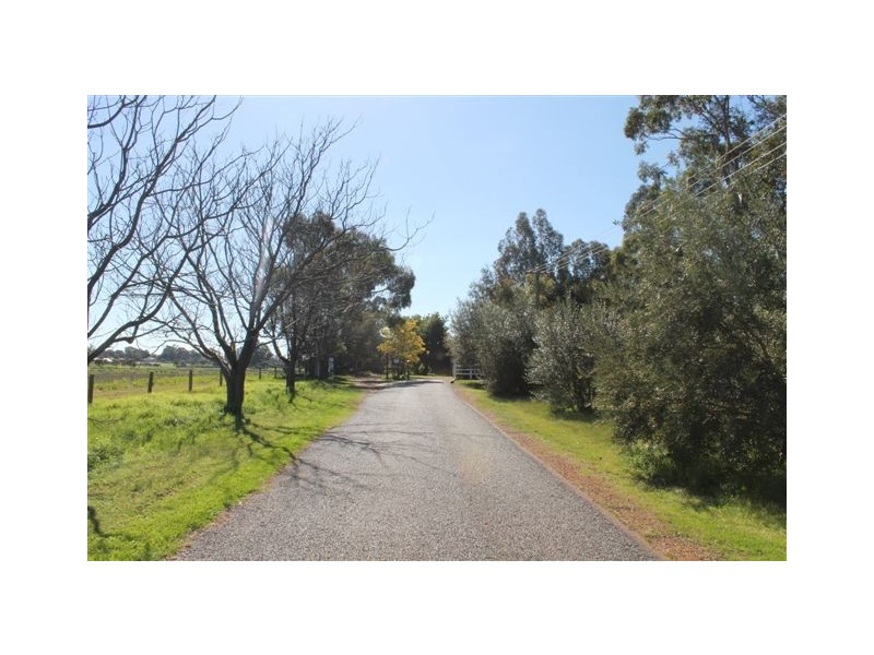 58 Forest Rd, Henley Brook WA 6055