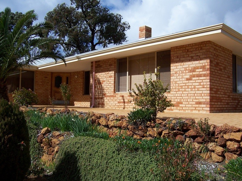 613 Golf Links Road, Wundowie WA 6560