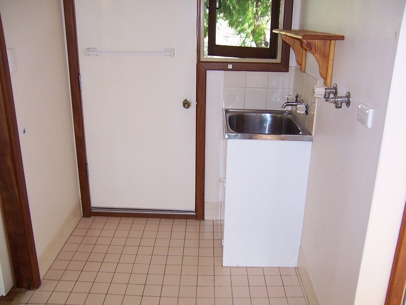 16A Berry Brow Road, Bakers Hill WA 6562