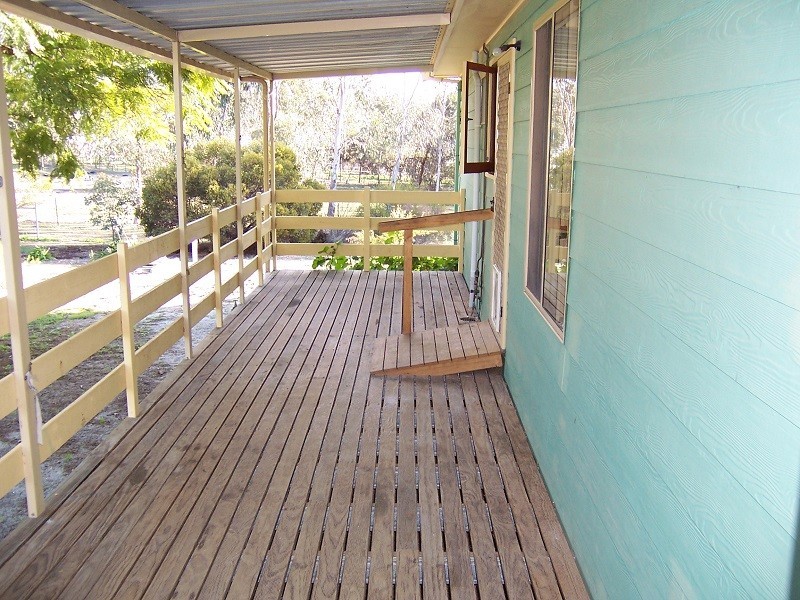 16A Berry Brow Road, Bakers Hill WA 6562