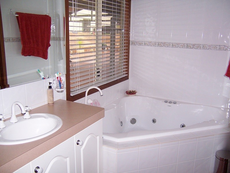 Lot 303 Gleeson Hill  Road, Bakers Hill WA 6562