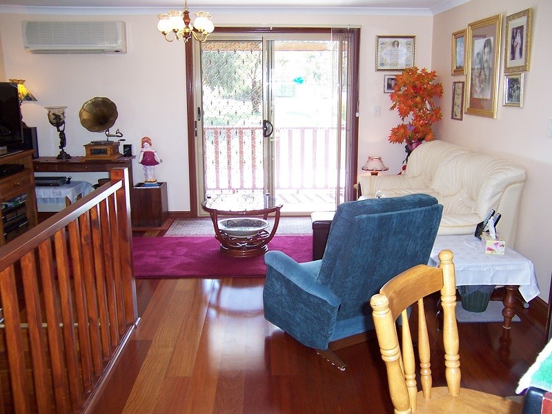 70 Almond Ave, Bakers Hill WA 6562