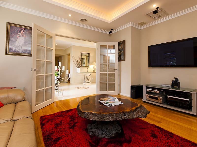 10 Brentwood Way, The Vines WA 6069