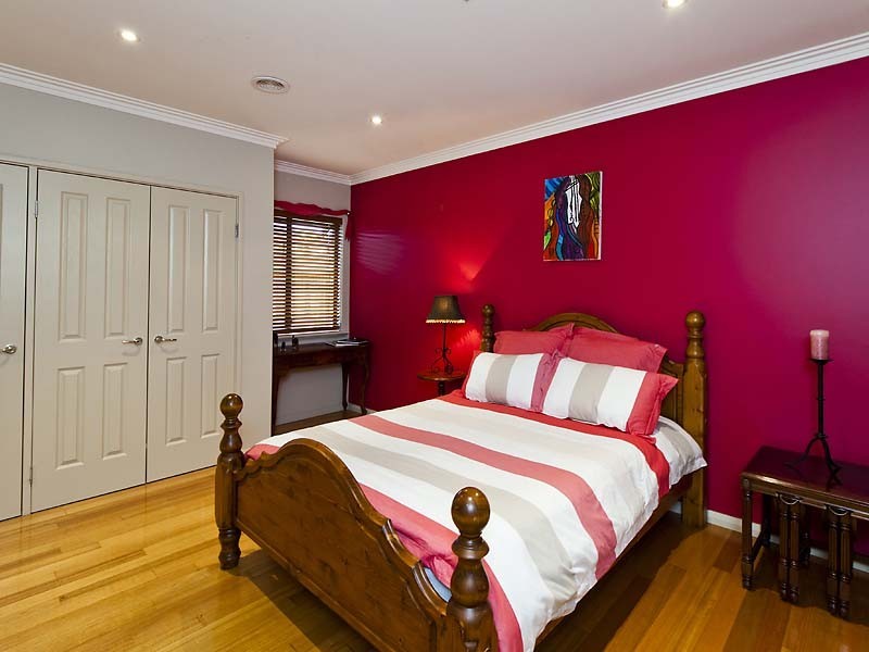 10 Brentwood Way, The Vines WA 6069