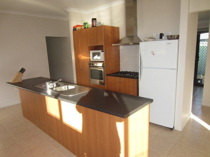 50 Moojebing St, Bayswater WA 6053