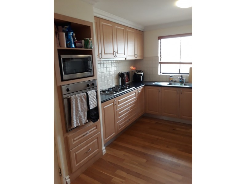 5 Weema Crt, Swan View WA 6056