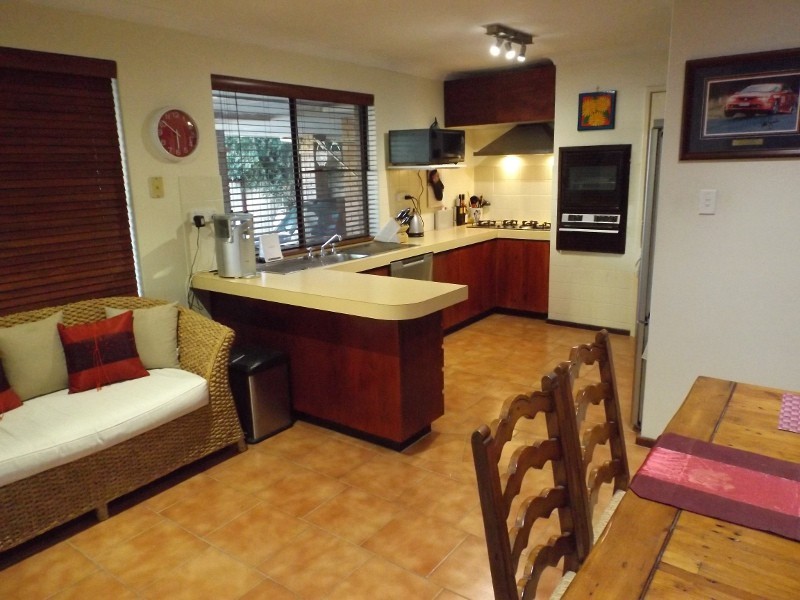 735 Katharine St, Bellevue WA 6056