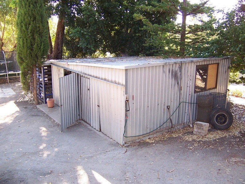 16 Berry Brow Road, Bakers Hill WA 6562