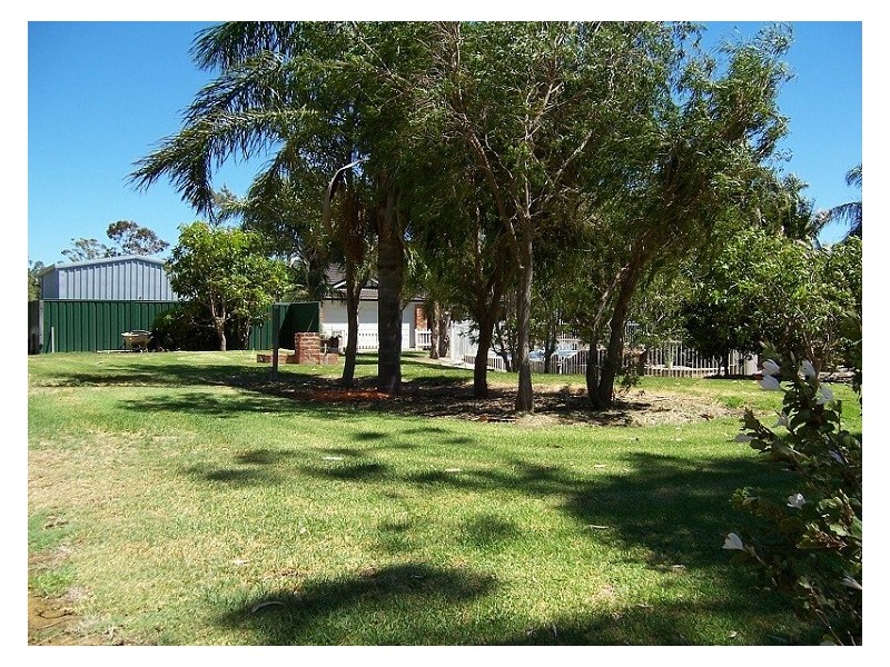 43 Warburton Ct, Byford WA 6122
