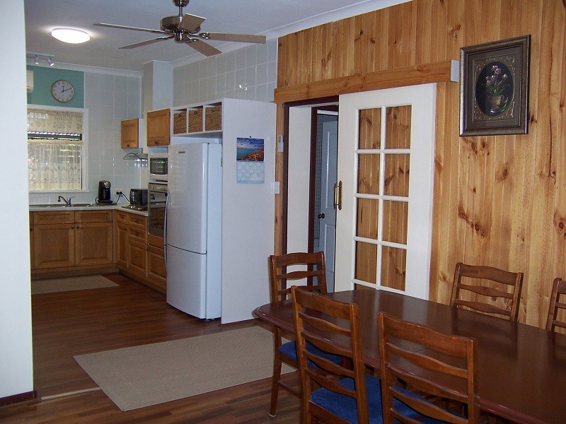 14 Berry Brow Road, Bakers Hill WA 6562