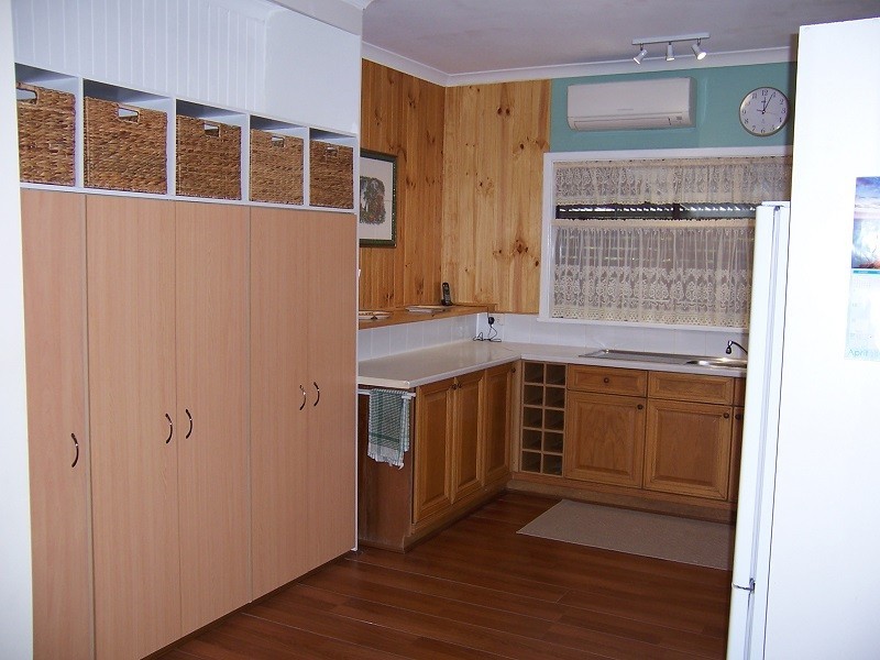 14 Berry Brow Road, Bakers Hill WA 6562