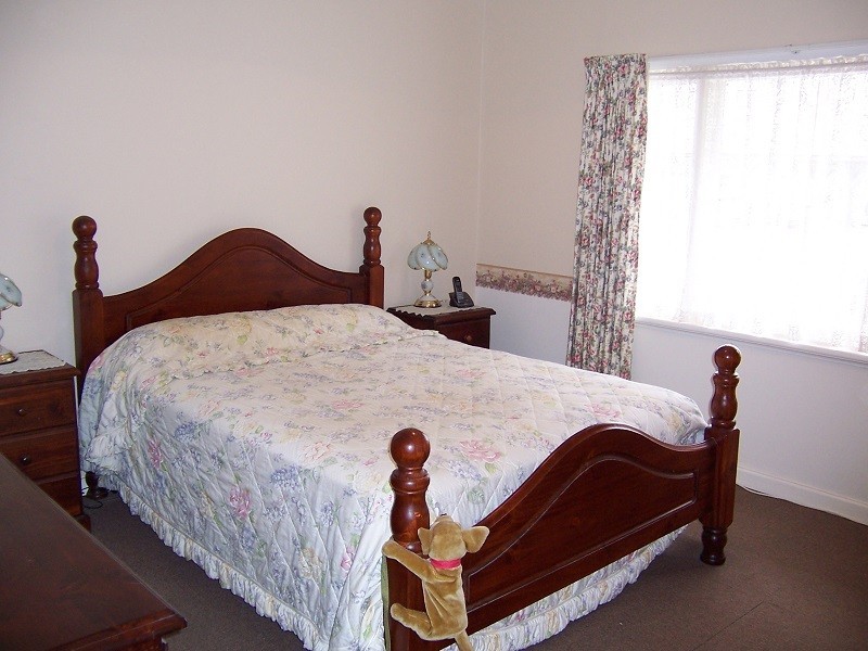 14 Berry Brow Road, Bakers Hill WA 6562