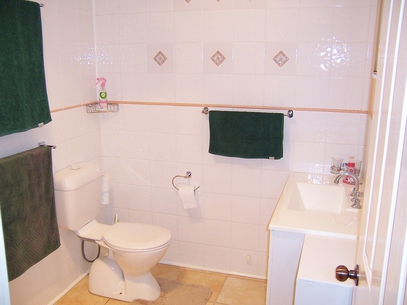 14 Berry Brow Road, Bakers Hill WA 6562