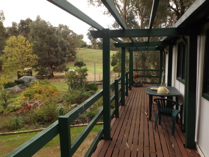 1700 Park Rd, Hovea WA 6071