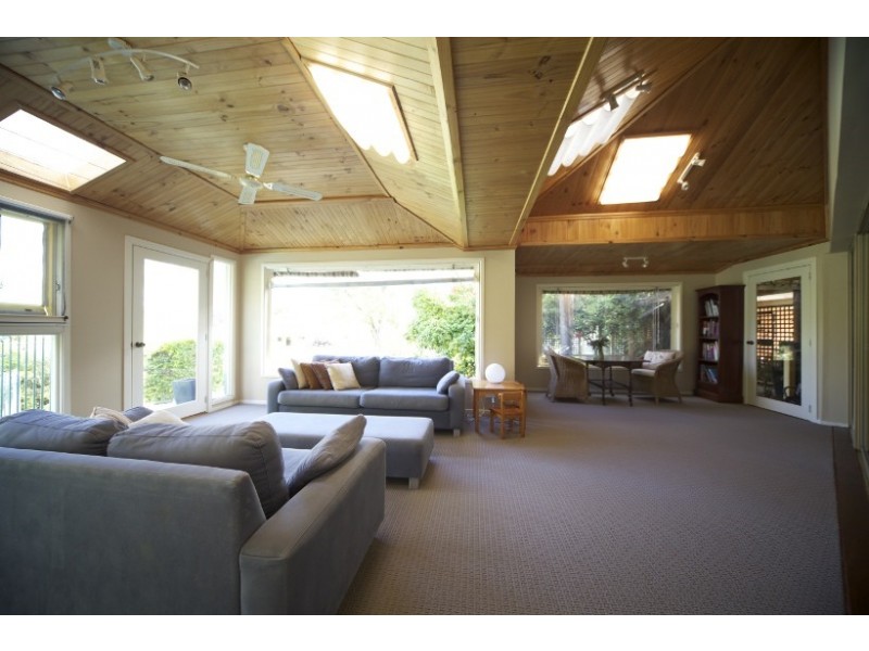 184 Copley Rd, Upper Swan WA 6069