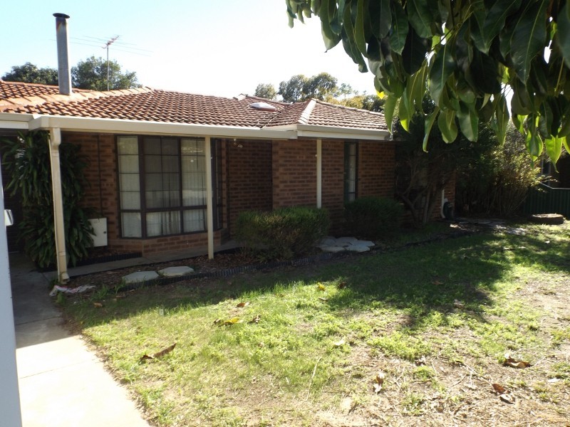 4 Ilex Way, Forrestfield WA 6058