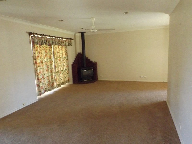 4 Ilex Way, Forrestfield WA 6058