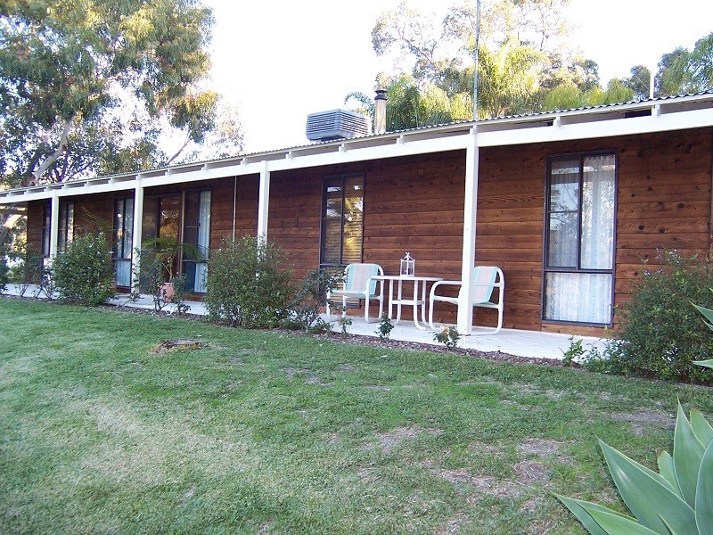 4548 Great Eastern Highway, Bakers Hill WA 6562