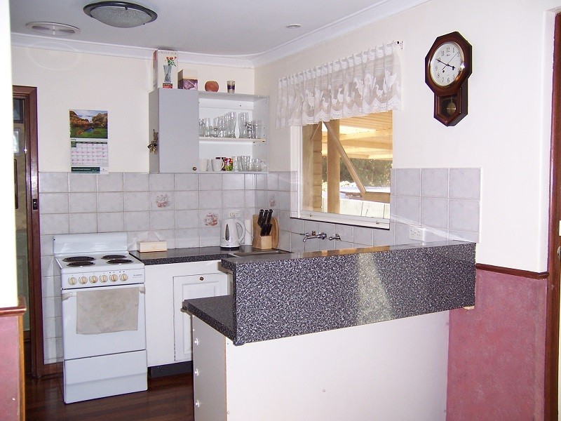 5 Peter Road, High Wycombe WA 6057