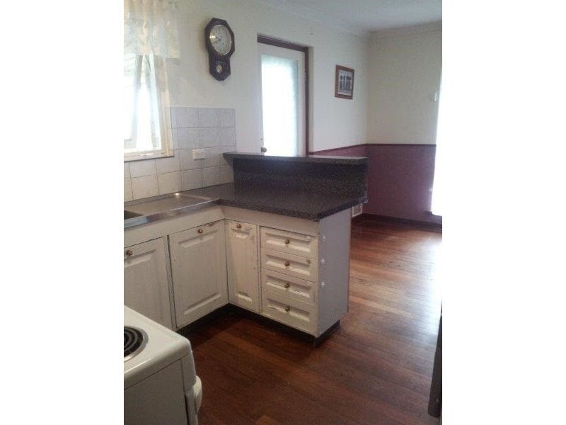 5 Peter Road, High Wycombe WA 6057