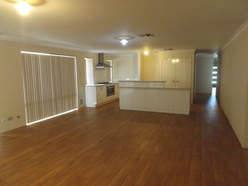 9B Towton St, Redcliffe WA 6104