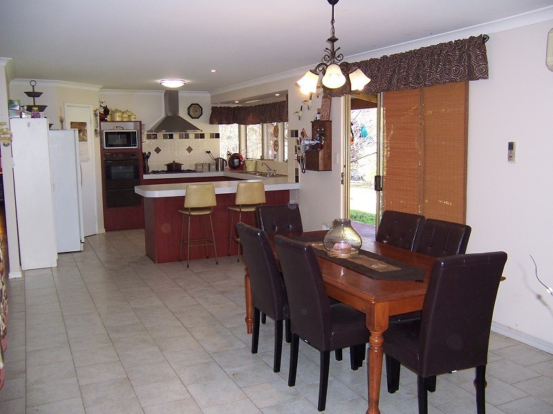 77 Accedens Rise, Bakers Hill WA 6562