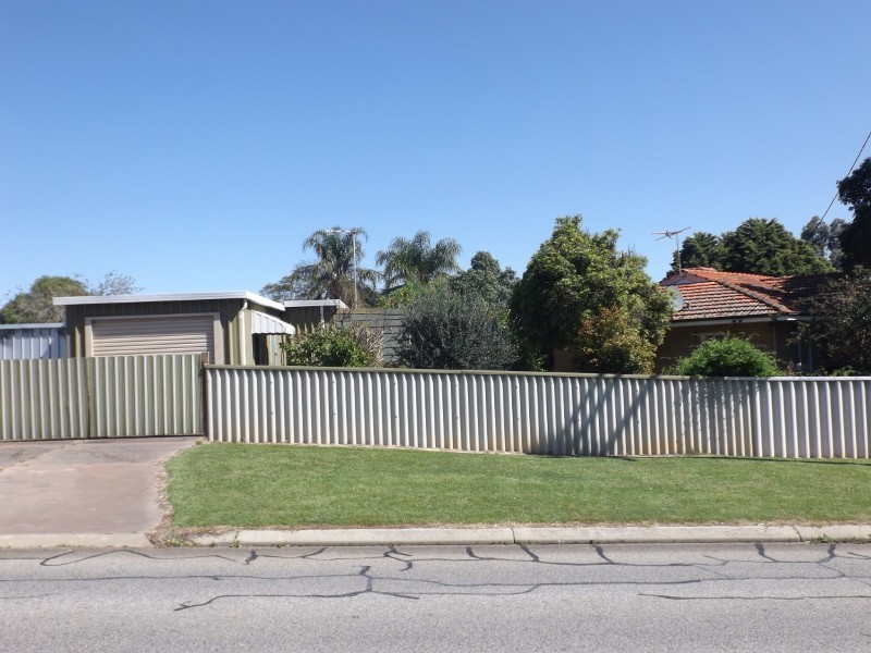 26 Gladstone Ave, Swan View WA 6056