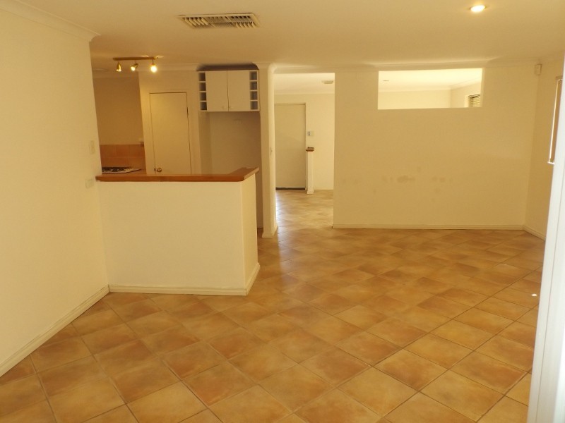 15 Portofino Turn, Ellenbrook WA 6069
