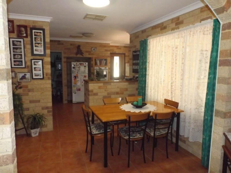 35 Richmond Rd, Gidgegannup WA 6083