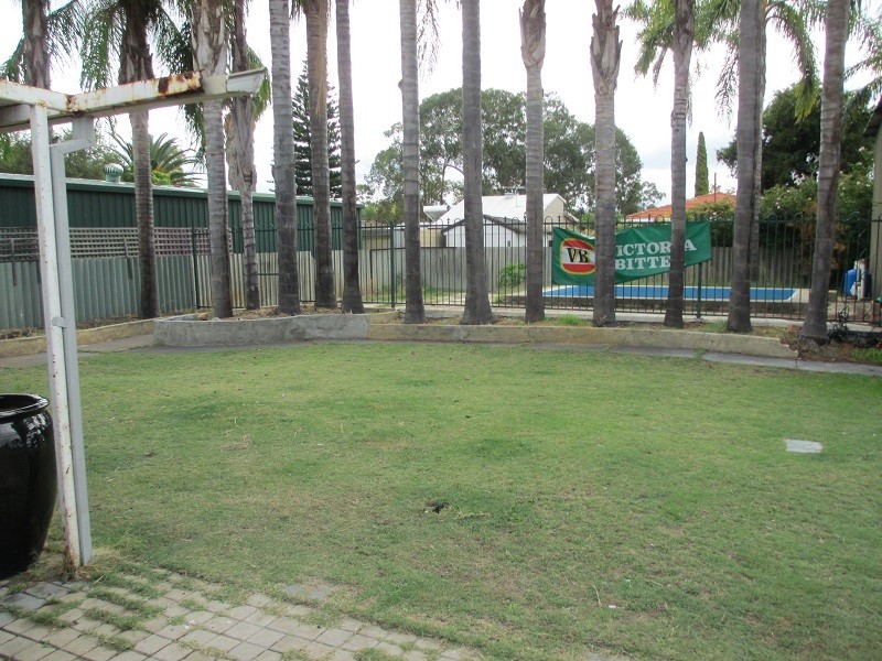 147 William St, Beckenham WA 6107