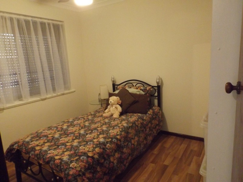 5 Markham Way, Swan View WA 6056