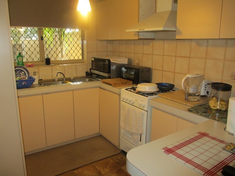 6/3 Park Rd, Midvale WA 6056