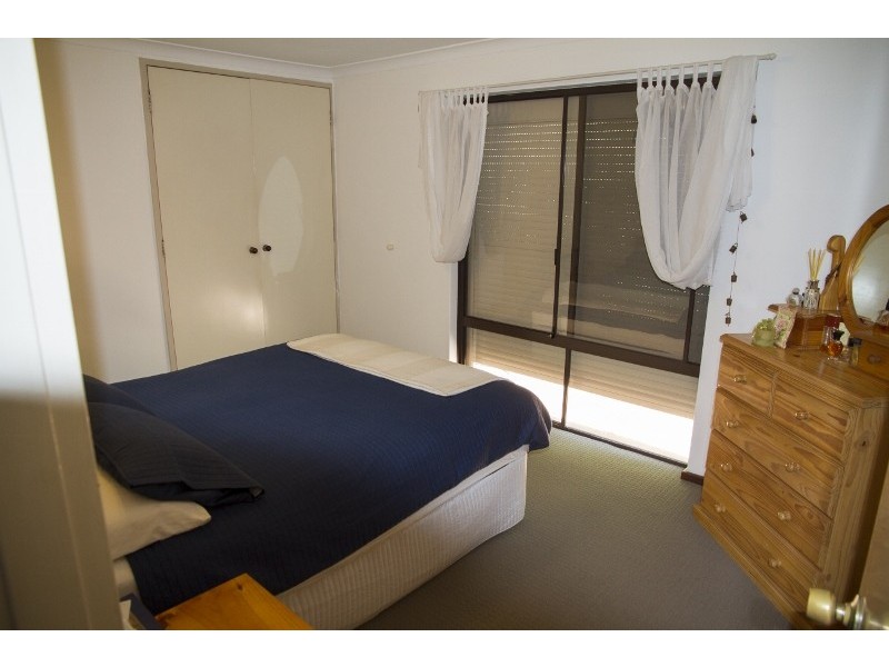 61 Blackadder Road, Swan View WA 6056