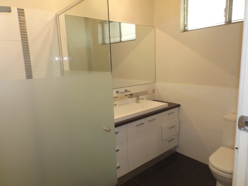 1 Camfield Rd, Darlington WA 6070