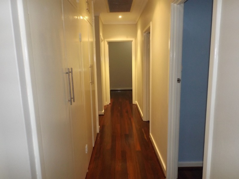 1 Camfield Rd, Darlington WA 6070