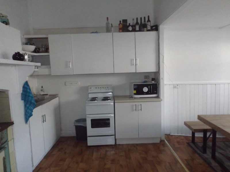 6 Byers Rd, Midland WA 6056