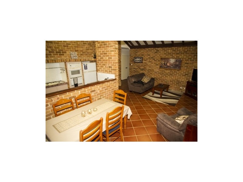 14 Preece Court, Forrestfield WA 6058