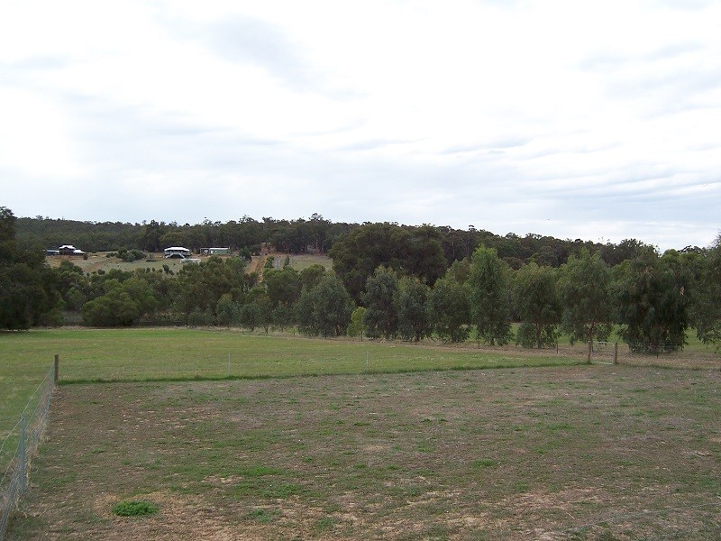 Lot 352 Glenmore Drive, Bakers Hill WA 6562