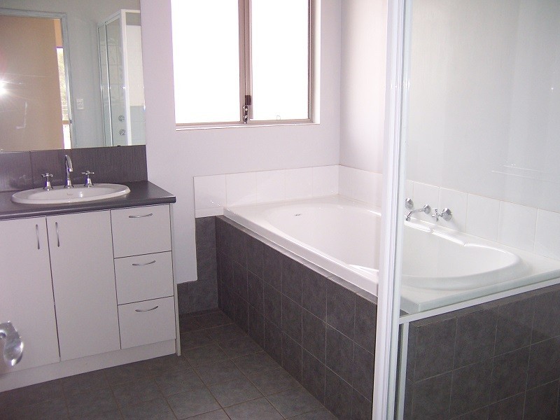 Lot 352 Glenmore Drive, Bakers Hill WA 6562