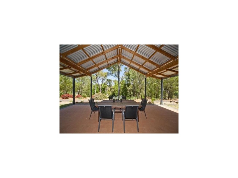 355 Bailey Road, Glen Forrest WA 6071