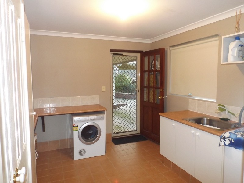 40 Greenough Crt, Jane Brook WA 6056