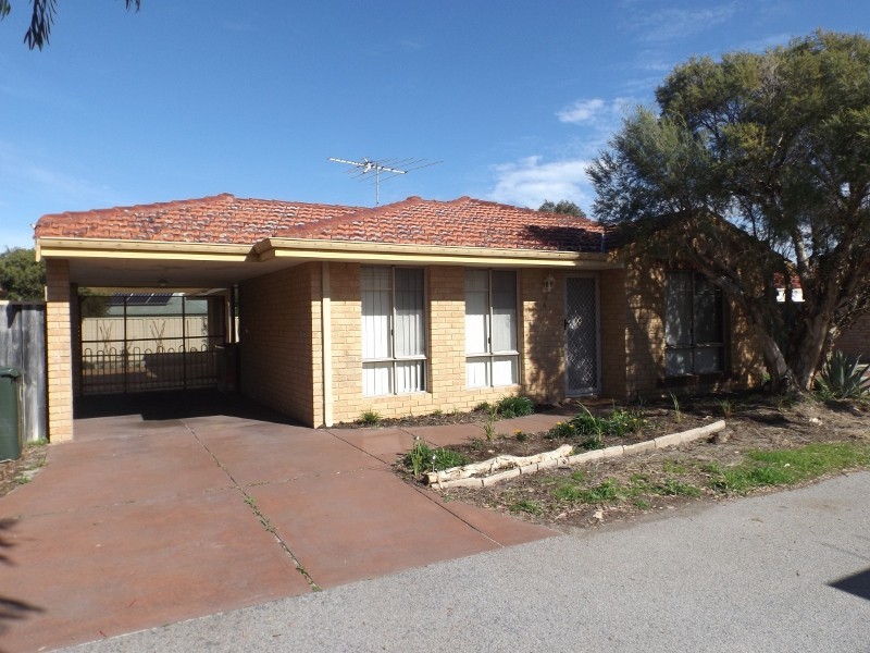 Villa 4- 28 Wittenoom Rd, High Wycombe WA 6057