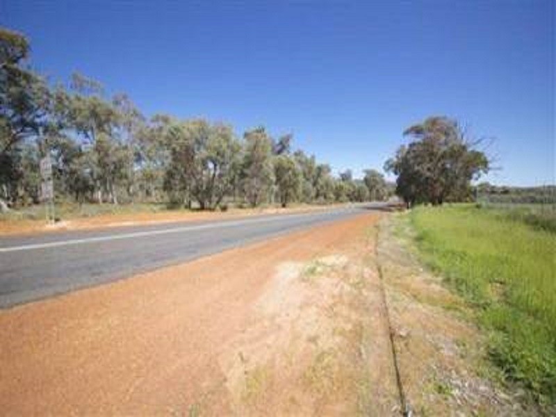 9190 Albany Hway, Crossman WA 6390