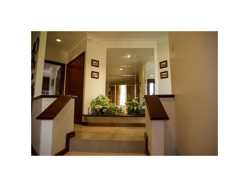 60 Gallipoli Drive, Greenmount WA 6056