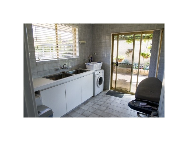 60 Gallipoli Drive, Greenmount WA 6056