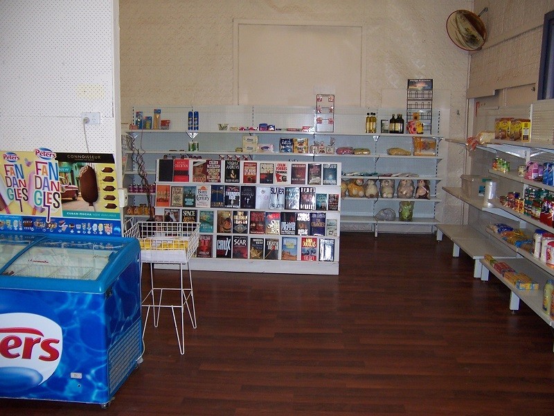 50 Lockyer Rd, Clackline WA 6564