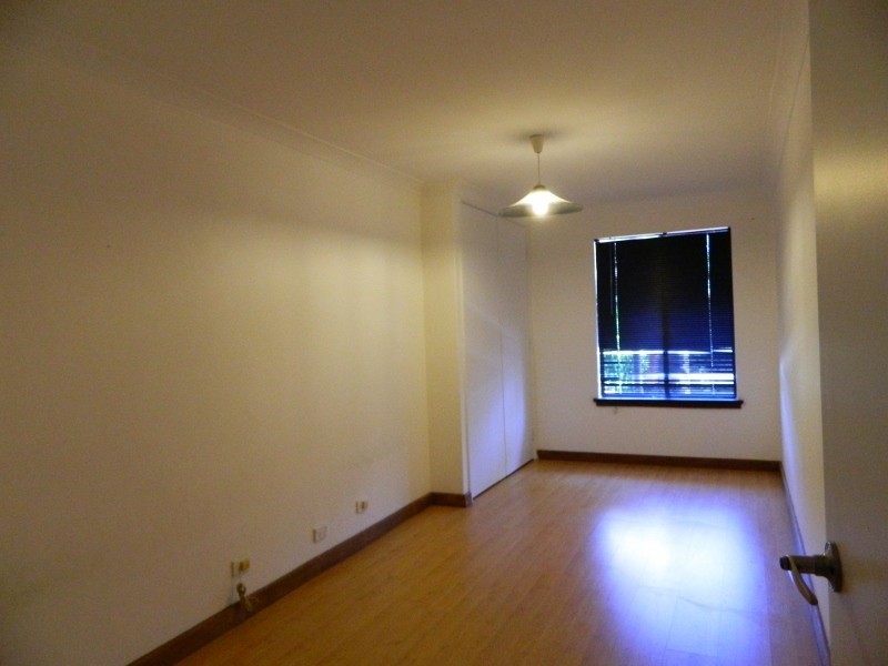 61 Blackadder Road, Swan View WA 6056