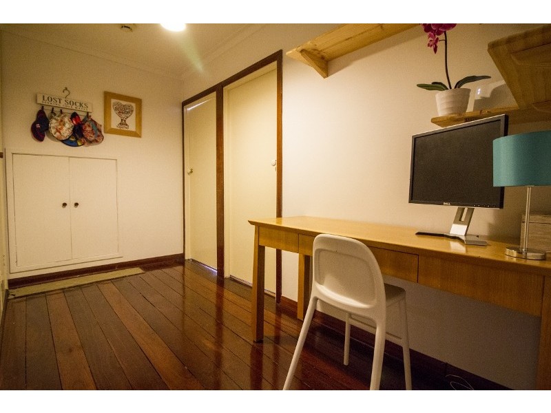 21 Wooloomooloo Road, Greenmount WA 6056