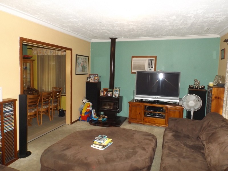 1 Bandalong Way, High Wycombe WA 6057