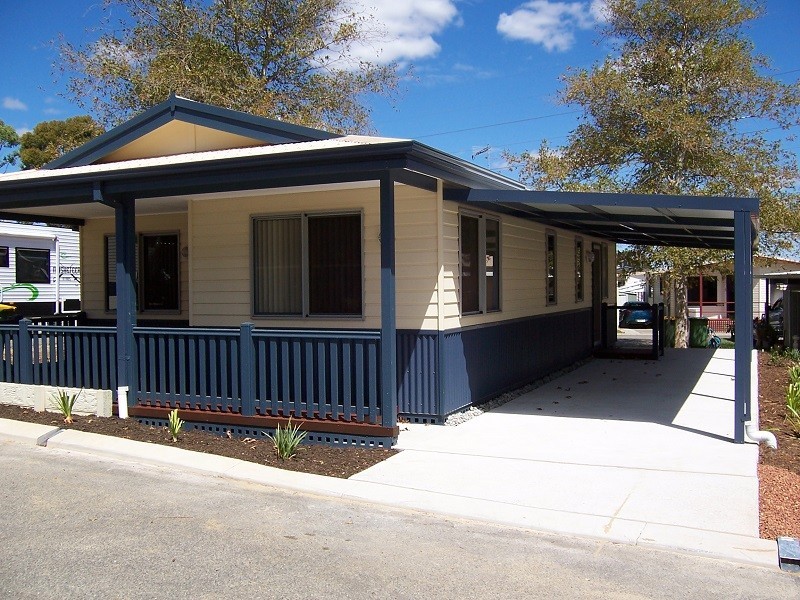 220/91 Benara Road, Caversham WA 6055